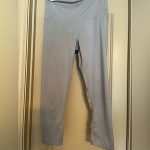 Reebok 3/4 length gray leggings